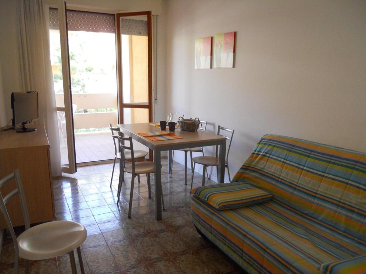 Bright Flat With A Wide Terrace - Beahost Rentals بيبيوني المظهر الخارجي الصورة